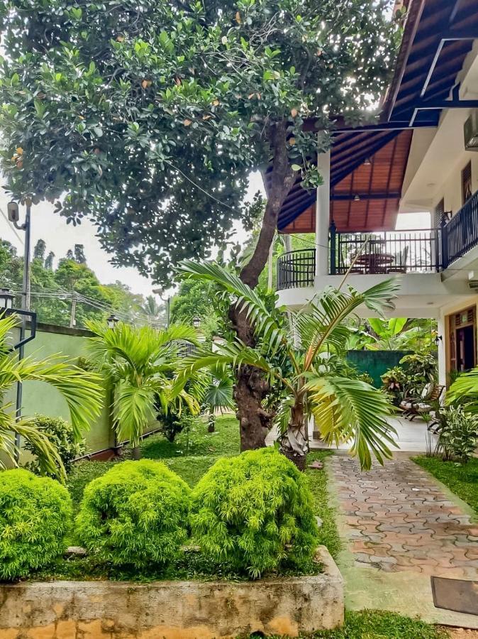 Marathona Tourist Resort - Anuradhapura Kültér fotó