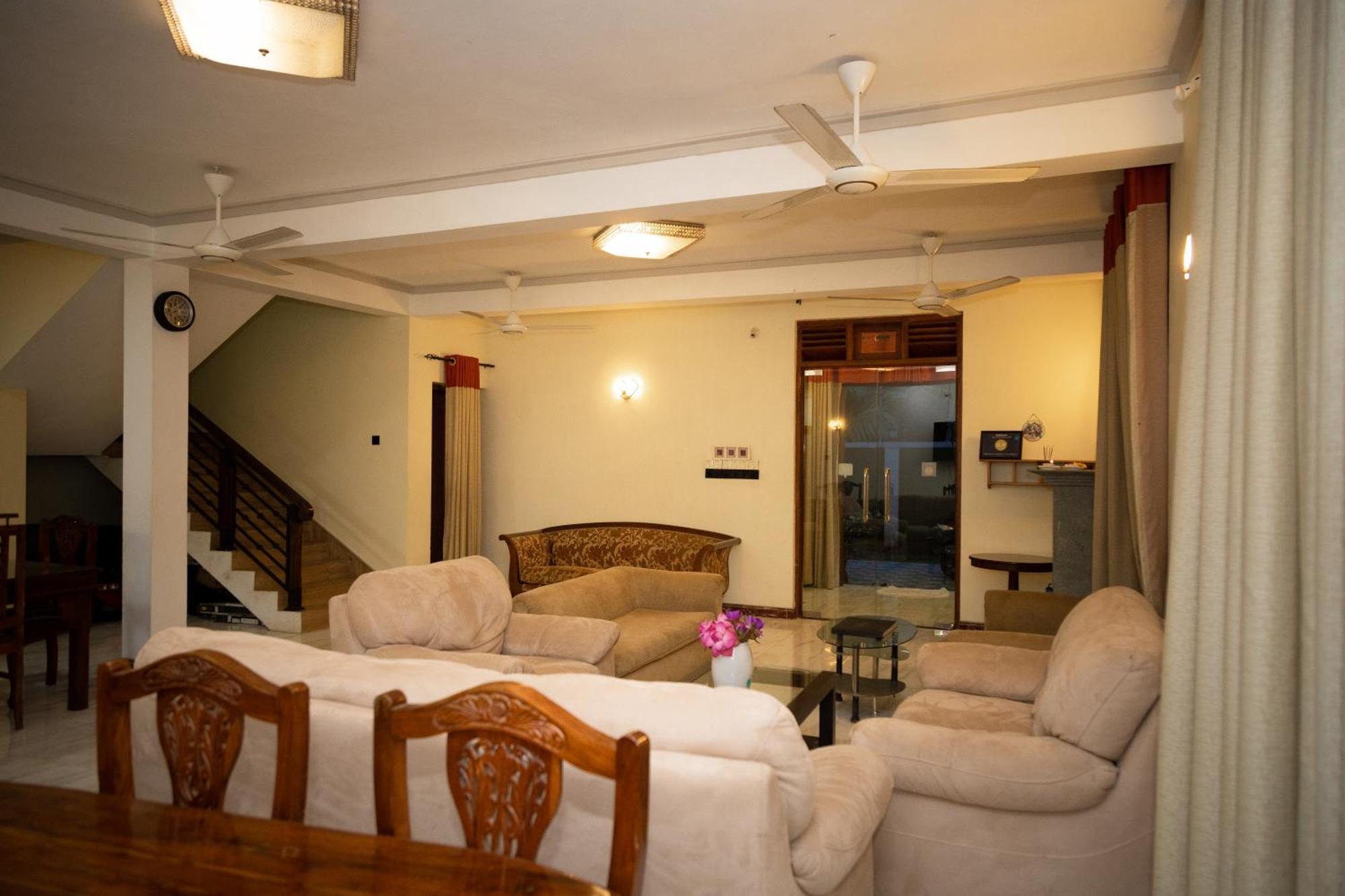 Marathona Tourist Resort - Anuradhapura Kültér fotó